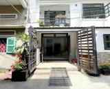 BÁN NHANH NHÀ 2 TẦNG - 5,5x10m - GẦN BV UNG BƯỚU - BÌNH THẠNH- NHỈNH 5 TỶ