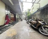 Cho thuê nhà nguyên căn ngõ ô tô Hồng Mai 38m2, 3 tầng ở gia đình, nhóm ít người
