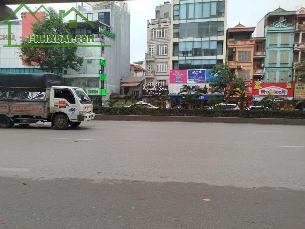 BÁN ĐẤT 400m2 VỊ TRÍ ĐẸP - TRẦN PHÚ, VĂN QUÁN - MẶT TIỀN 15M - KINH DOANH - 1