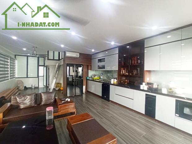 🔥 SIÊU HIẾM! SÀI ĐỒNG – KHU TRUNG ƯƠNG ĐẢNG – NHÀ 46M², 6 TẦNG, LÔ GÓC – 11.9 TỶ!