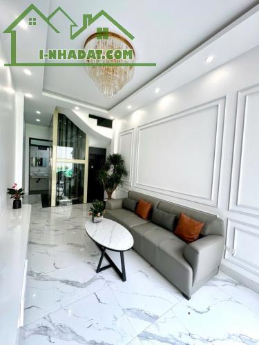 Bán Nhà phố Đàm Quang Trung 30m 6 tầng - THANG MÁY - GARA OTO - FULL NỘI THẤT - 4