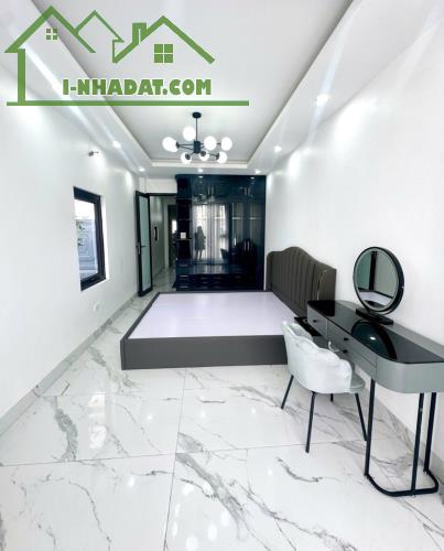 Bán Nhà phố Đàm Quang Trung 30m 6 tầng - THANG MÁY - GARA OTO - FULL NỘI THẤT - 1
