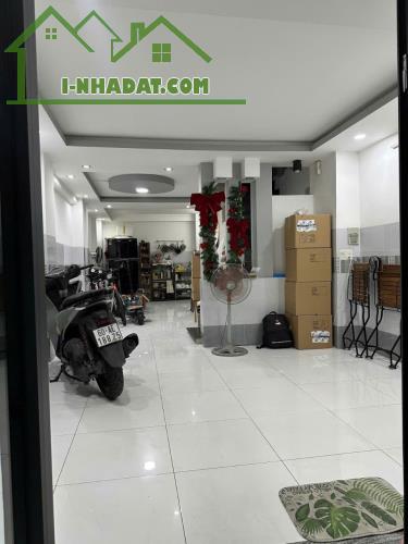 Lê Văn Quới gần 4 xã giápTân Phú hẻm 5m thông xe hơi vào nhà 48m2,4Tầng 3tỷ99 - 3