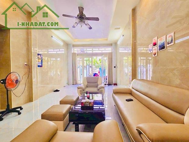 Bán nhà Khai thác dòng tiền sẵn - đường Bùi Đình Túy - 64m2 - 2 Tầng - 4PN - 7.5 tỷ - 1