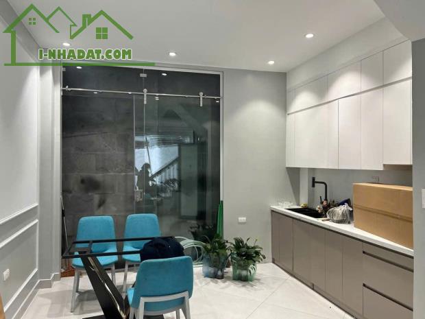 Nhà Trương Định Hoàng Mai – Cách mặt phố 30m – 6 ngủ - lô góc, tặng nội thất, 6,3 tỷ. - 3