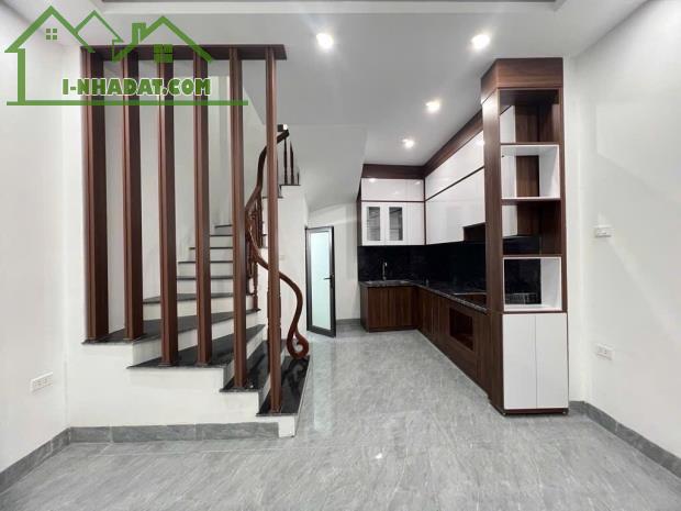 Bán nhà đẹp, đầy đủ tiện ích, ăn sinh tốt , dân trí cao- Ngọc Thụy - 2