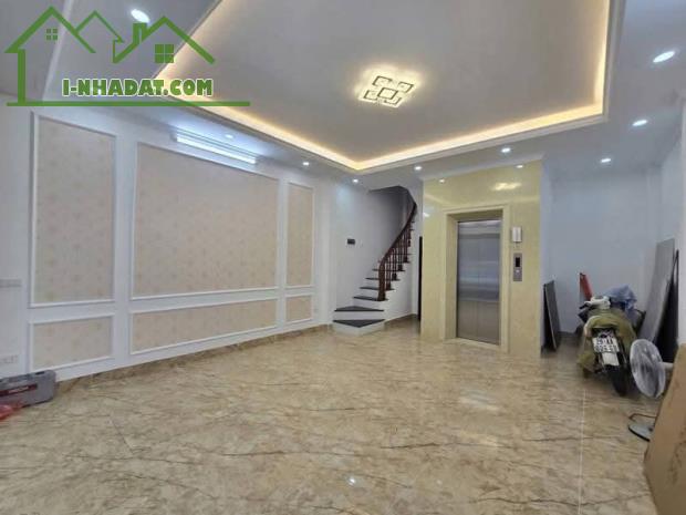 💥💥💥 NHÀ MỚI ĐẸP-  NGÕ NÔNG, THÔNG TỨ TUNG. THANG MÁY SỊN XÒ, 10M RA OTO TRÁNH         D - 1