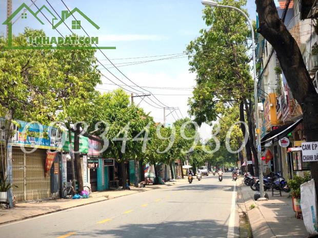 Chủ gấp bán nhanh nhà 166m2, ngay Phạm Văn Đồng. Chỉ có 5,2.ty(TL).