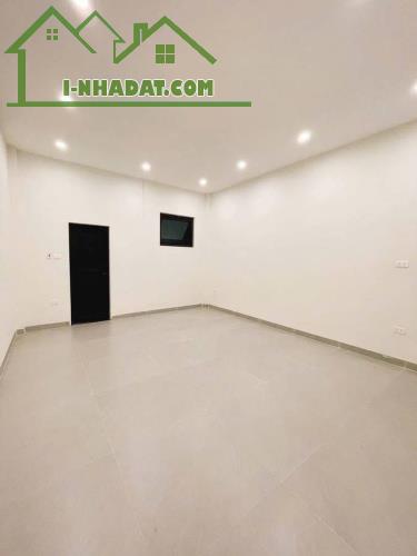 BÁN NHÀ NGỌC THỤY - LONG BIÊN - NHÀ MỚI - THANG MÁY - OTO ĐỖ CỬA - 4