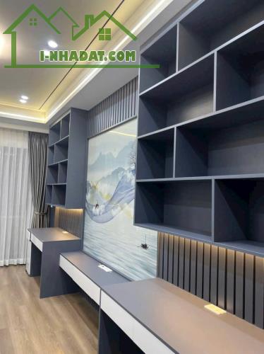 Bán nhà Cổ Linh - Long Biên. Cạnh Phố - Gara Ô tô - Thang Máy - Full Nội Thất. - 3
