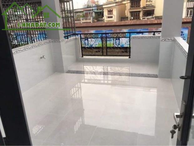 Mặt tiền Nguyễn Văn Nghi P.5 GV , 4 tầng 48m2 , dòng tiền 42tr/th