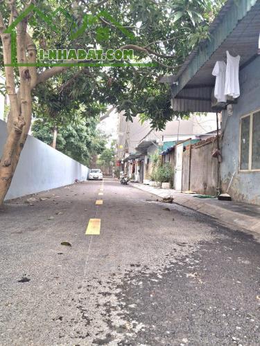 Cần bán nhà C4 Nguyễn Khoái, Hoàng Mai ô tô đỗ cửa vuông đẹp