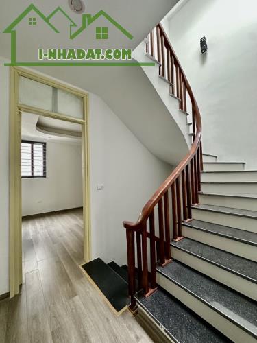 🔥 CHỈ NHỈNH 8 TỶ CÓ NGAY NHÀ DÒNG TIỀN HƠN 30TR /THÁNG 🔥 Hình ảnh thật 💯 ạ.  🏘️LÔ GÓC
