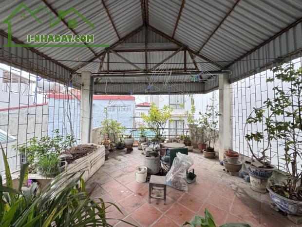 Bán nhà mặt ngõ Hồng tiến, 70m2 lô góc 3 thoáng, dân xây nở hậu - 4