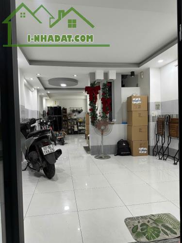 BÁN NHÀ LÊ VĂN QUỚI - HẺM XE TẢI - 4 TẦNG - 5PN - 50M2 - CHỈ 4 TỈ