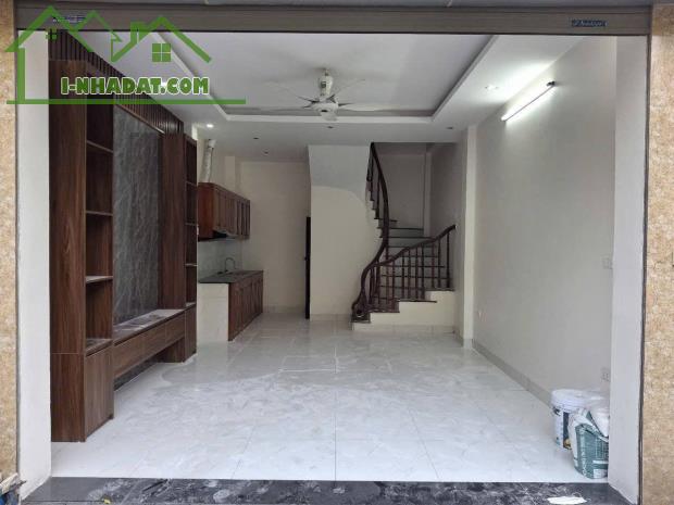 Bán nhà Liên Mạc phân lô mới 5 tầng đẹp tuyệt vời giá xinh - 32m2- 5 tỷ - 2