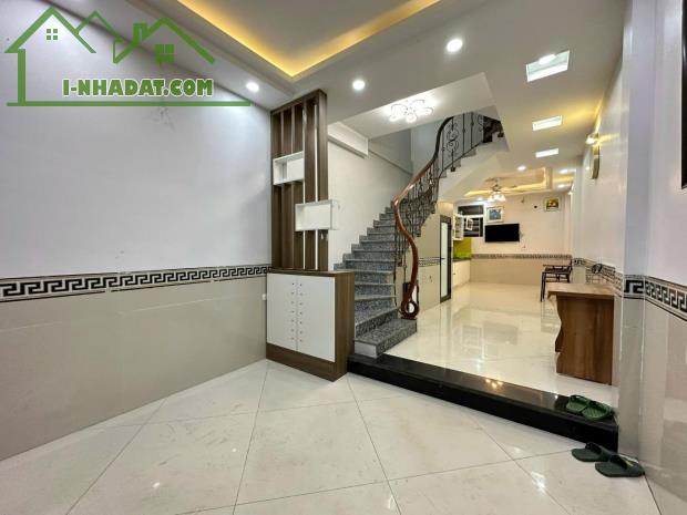 BÁN NHÀ BỒ ĐỀ, LONG BIÊN, NGÕ THÔNG, 5 NGỦ, GẦN TRƯỜNG QUỐC TẾ  NHỈNH 7.7 TỶ