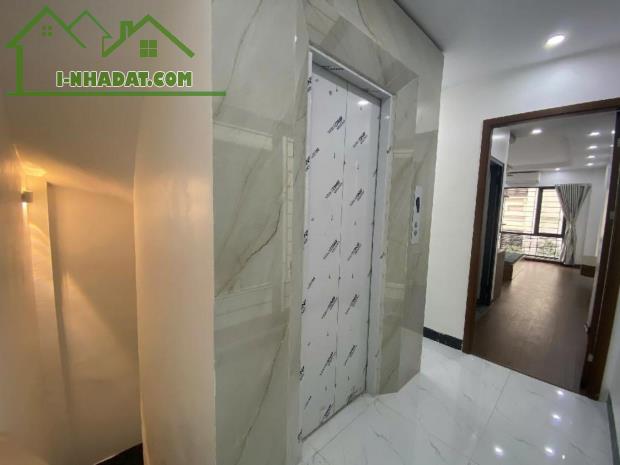 Cực phẩm Ngọc Lâm, 6 tầng, lô góc, ngõ ô tô thông, thang máy, đủ nội thất, giá 8 tỷ hơn