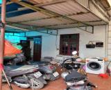 Siêu rẻ - Bán đất tặng nhà cấp 4. Ngõ 95 Vũ Xuân Thiều, diện tích 73m2 giá 4,x tỷ