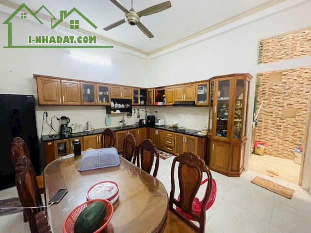 MẶT TIỀN KINH DOANH GIÁP THOẠI NGỌC HẦU - LŨY BÁN BÍCH - TÂN PHÚ - 135M2 - 4 TẦNG