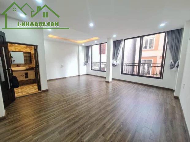 Nhà VIP cách 1 nhà ra phố Nguyễn Khang 7 tầng 56m2 thang máy, ô tô đỗ cửa, cho thuê KD tốt - 3