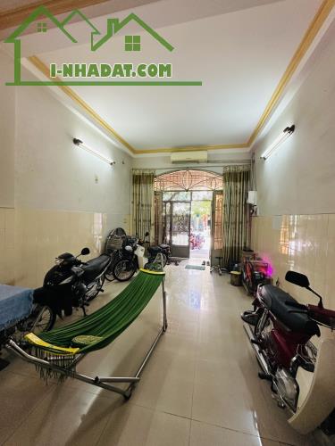 BÁN NHÀ GẦN BIG C PHÚ THẠNH – DT: 62M2 – HXH 10M THÔNG – 10M RA NGUYỄN SƠN- GIÁ: 7.4Đ - 2