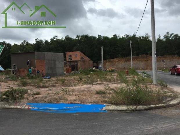 Bán đất 2 mặt tiền KDC Bà Tri - cách chợ Bà Tri chỉ 2km