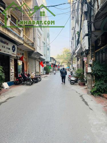 Cho thuê nhà ngõ Kinh Doanh 109 Trường Chinh, 4 tầng x 50m2, 5 PN, 18.5tr - 2