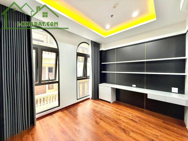 BÁN NHÀ THẬT, NHÀ TỐT PHỐ NGUYỄN KHANG, CẦU GIẤY 7T THANG MÁY, 1 NHÀ RA PHỐ 9469766799 - 1