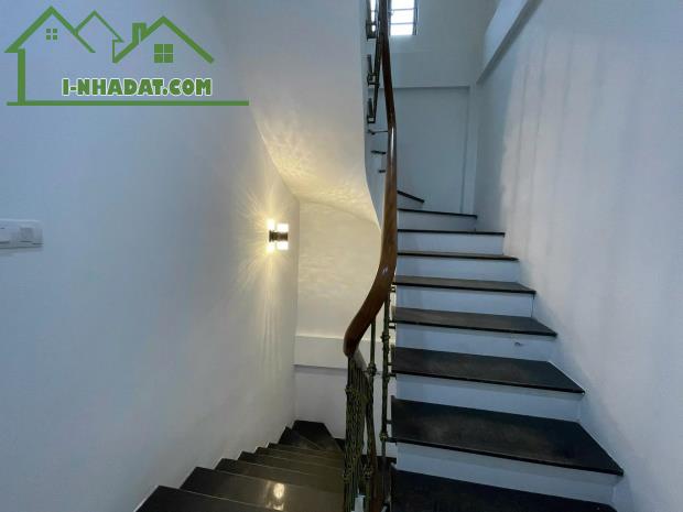 BÁN NHÀ NGÕ NÔNG GẦN PHỐ LÔ GÓC 3 THOÁNG10,8 TỶ 45m 5 TẦNG MT 5m PHẠM VĂN ĐỒNG BẮC TỪ LIÊM - 2