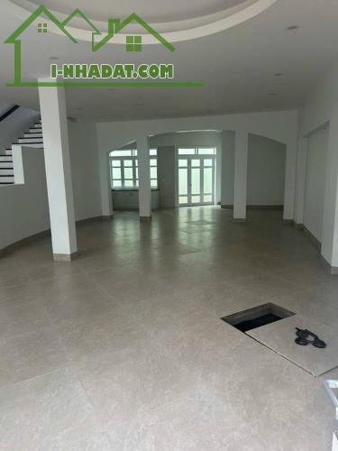 BÁN NHÀ PHỐ NGỌC THỤY - VIEW SÔNG - MẶT TIỀN RỘNG - KINH DOANH ĐỈNH
Ngọc Thụy, Long - 4