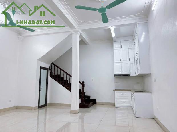 💥💥💥 VỊ TRÍ MAX ĐẸP - NHÀ LÔ GÓC - NGÕ RỘNG - GẦN Ô TÔ - TRUNG TÂM BA ĐÌNH 💥💥💥 - 2
