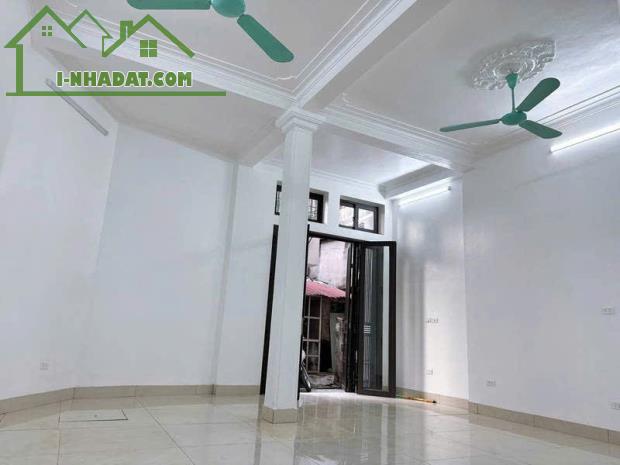 HOÀNG HOA THÁM - VỊ TRÍ MAX ĐẸP - NHÀ LÔ GÓC 3 THOÁNG - NGÕ BA GÁC - GẦN Ô TÔ - TRUNG TÂM - 1