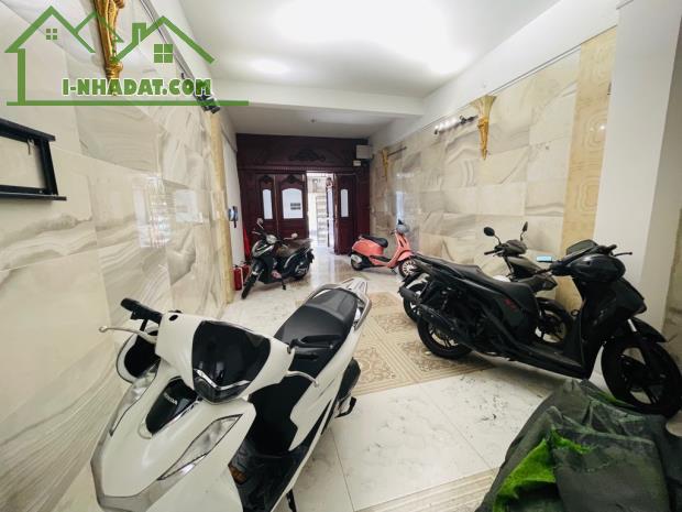 Nhà mặt tiền đường Võ Thành Trang, phường 11, Quận Tân Bình - 1