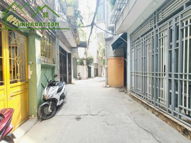 Bán nhà phố Yên Lạc, Hai Bà Trưng 38m, 4 tầng. Giá: 10.9 tỷ. LH: 0937158386 - 4