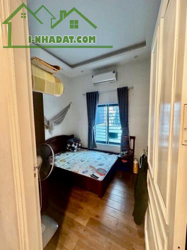 💥💥💥BÁN NHÀ THẠCH BÀN- Ô TÔ 7 CHỖ ĐỖ CỬA- NHÀ ĐẸP Ở LUÔN - FULL NỘI THẤT - 151M- 17.2 TỶ - 4