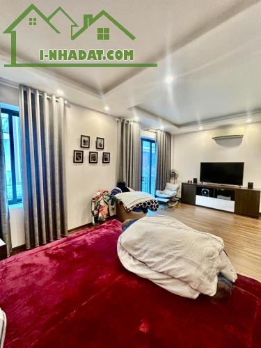 💥💥💥BÁN NHÀ THẠCH BÀN- Ô TÔ 7 CHỖ ĐỖ CỬA- NHÀ ĐẸP Ở LUÔN - FULL NỘI THẤT - 151M- 17.2 TỶ - 5