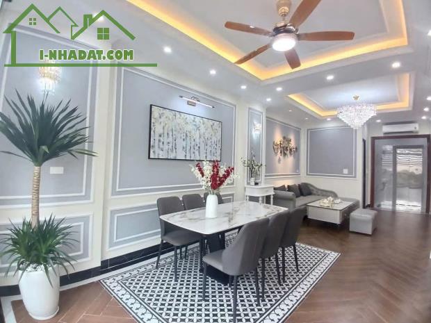DUY NHẤT 1 hoa hậu, 7T, THANG MÁY, gara ô tô, LÔ GÓC, 10.99 tỷ, 40.2m, Ngọc Hà, Ba Đình - 2