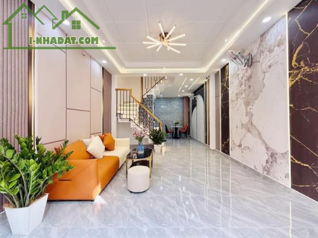 Cần Bán Gấp Căn Nhà Phố 3 Tầng Nội Thất Cao Cấp Xe Hơi Vào Nhà - 4