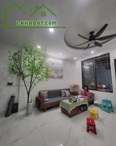 BÁN NHÀ NGUYỄN KHANG YÊN HÒA CẦU GIẤY 8 .35 TỶ 33m 5 TẦNG MT 4.9m NHÀ MỚI Ở SƯỚNG - 1