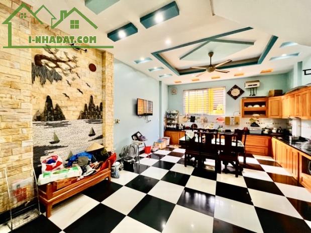 Bán Nhà Tư Đình 85m2-hơn 15 tỷ-5 Tầng-Mt 5.5m-PHÂN LÔ QUÂN ĐỘI-Ô TÔ-FULL NỘI THẤT-DÂN XÂY - 2