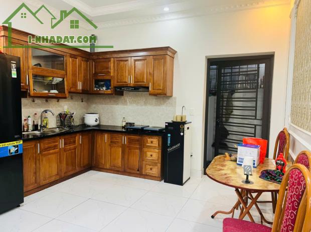 Bán nhà 2 tầng trung tâm tâm thị trấn An Dương 50m ngõ oto giá chỉ 1,6x tỷ  LH 0979087664 - 1