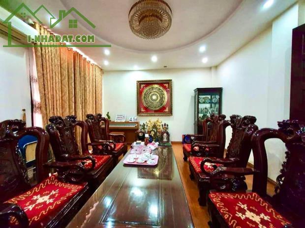 BÁN BIỆT THỰ 4 TẦNG ĐƯỜNG Ô TÔ RỘNG, GẦN MẶT PHỐ CHÍNH, KINH DOANH, KĐT AO SÀO – HOÀNG MAI
