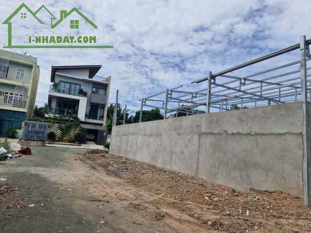 Bán đất Bưng Ông Thoàn, Phú Hữu, Quận 9, 204m2, HXH, Gía chỉ 9 Tỷ TL - 3