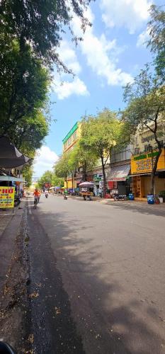 Bán đất Mặt Tiền Linh Xuân Thủ Đức , 206 m2 , Full Thổ ,chỉ 50tr m2 - 1