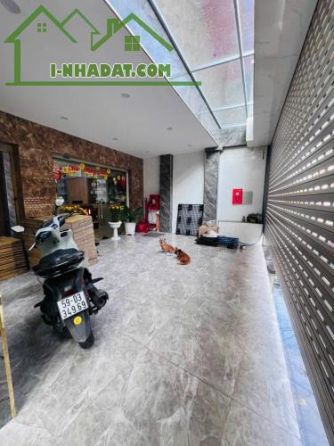 Bán nhà MT Đô Đốc Long, DT 6X19m, 1 trệt 4 lầu ST, Giá 14,9 tỷ - 1