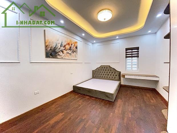 Bán nhà Đại Mỗ - cạnh Louis city 43m2 - Ô Tô chạy vong quanh chỉ hơn 9 tỷ
