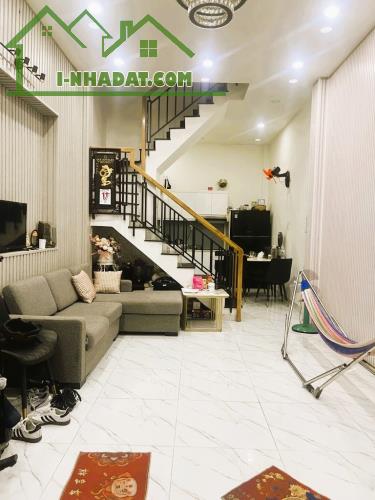 BÁN NHÀ LÊ VĂN SỸ QUẬN PHÚ NHUẬN, 4 TẦNG 5 PHÒNG NGỦ, DT 40m2 (4x10),HẺM THẲNG TRỤC SÁT MT - 2