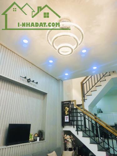BÁN NHÀ LÊ VĂN SỸ QUẬN PHÚ NHUẬN, 4 TẦNG 5 PHÒNG NGỦ, DT 40m2 (4x10),HẺM THẲNG TRỤC SÁT MT - 3