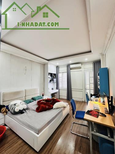 Nhà Lê Hồng Phong 50m2, 5 tầng, nhà mặt ngõ, ngõ rộng 4m, 7 chỗ đỗ cửa, 20m ra phố 16.5tỷ - 5